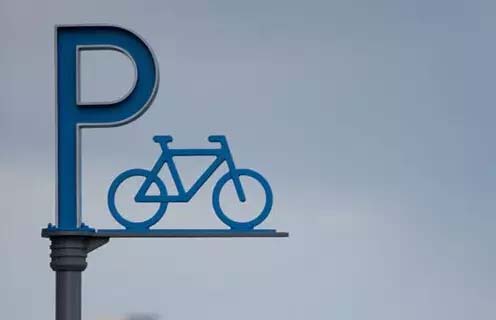 Резьбовая комбинация специальной формы из нержавеющей стали.