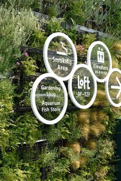 Комбинация ПВХ и акрила, УФ-печать текста