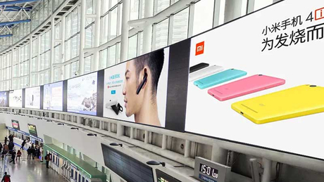 LED-Fabric-Light-box-VS-LED-Banner-Light-Box.jpg